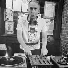 DJ Sigher The Gutter Snype - hhv.de mag Artist & Partner Vinyl Charts of 2015 DJ Sigher The Gutter Snype - hhv.de mag Artist & Partner Vinyl Charts of 2015