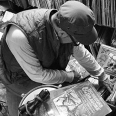 Ray West - hhv.de mag Artist & Partner Vinyl Charts aus 2015 Ray West - hhv.de mag Artist & Partner Vinyl Charts aus 2015