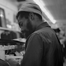 Damu the Fudgemunk - hhv.de mag Artist & Partner Vinyl Charts aus 2015 Damu the Fudgemunk - hhv.de mag Artist & Partner Vinyl Charts aus 2015