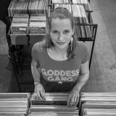 Lina Burghausen - HHV Mag Artist & Partner Vinyl Charts aus 2021